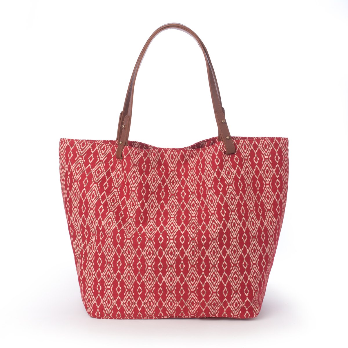 Сумка большая с рисунком, Chloe Ethnic Сумка большая с рисунком, Chloe EthnicПреимущества : сумка с роскошным и элегантным рисунком с ручками с эффектом кожи с патиной. Очень модный богемный стиль и практичный размер на каждый день<br><br>Цвет: красный наб. рисунок<br>Размер: единый размер