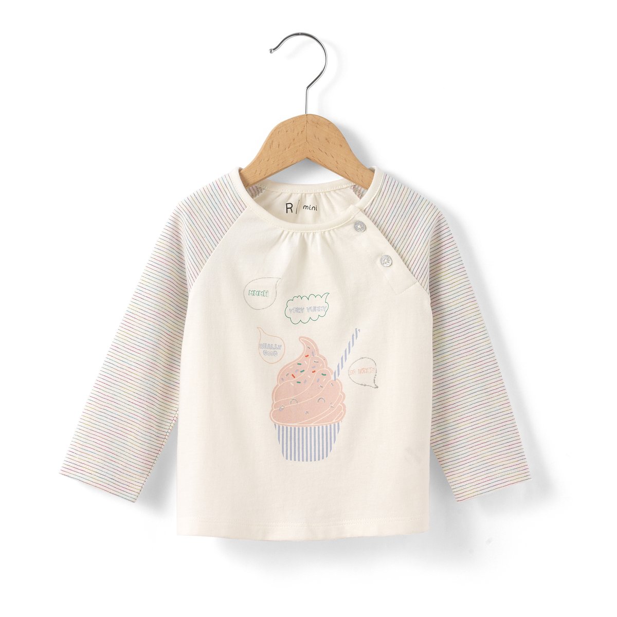 Футболка с рисунком cupcake 1 мес - 3 лет Футболка с рисунком cupcake 1 мес - 3 летСостав и описание :Материал 100% хлопокМарка: R miniУход: Машинная стирка при 30 °С с вещами схожих цветовСтирать и гладить с изнаночной стороныМашинная сушка запрещенаГладить на низкой температуреЗнак марки отпечатан с внутренней стороны и не напечатан на пришитой этикетке сзади, чтобы не вызвать раздражение или зуд на коже ребенка .<br><br>Цвет: набивной рисунок<br>Размер: 1 год - 74 см.9 мес. - 71 см.6 мес. - 67 см.3 мес. - 60 см.1 мес. - 54 см