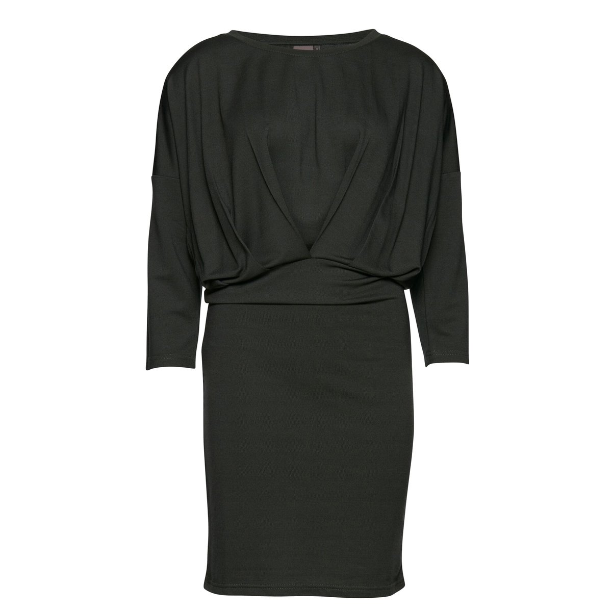 Платье облегающее с длинными рукавами JOANNA DRESS Платье облегающее с длинными рукавами JOANNA DRESSПлатье с длинными рукавами JOANNA DRESS от ICHI. Облегающий покрой, низ с плиссированным эффектом, V-образный вырез спереди до уровня груди. Круглый вырез. Пояс слегка стянут.Состав и описаниеМарка: ICHI.Модель: JOANNA DRESS.Материалы: 54% вискозы, 46% полиэстера.<br><br>Цвет: зеленый