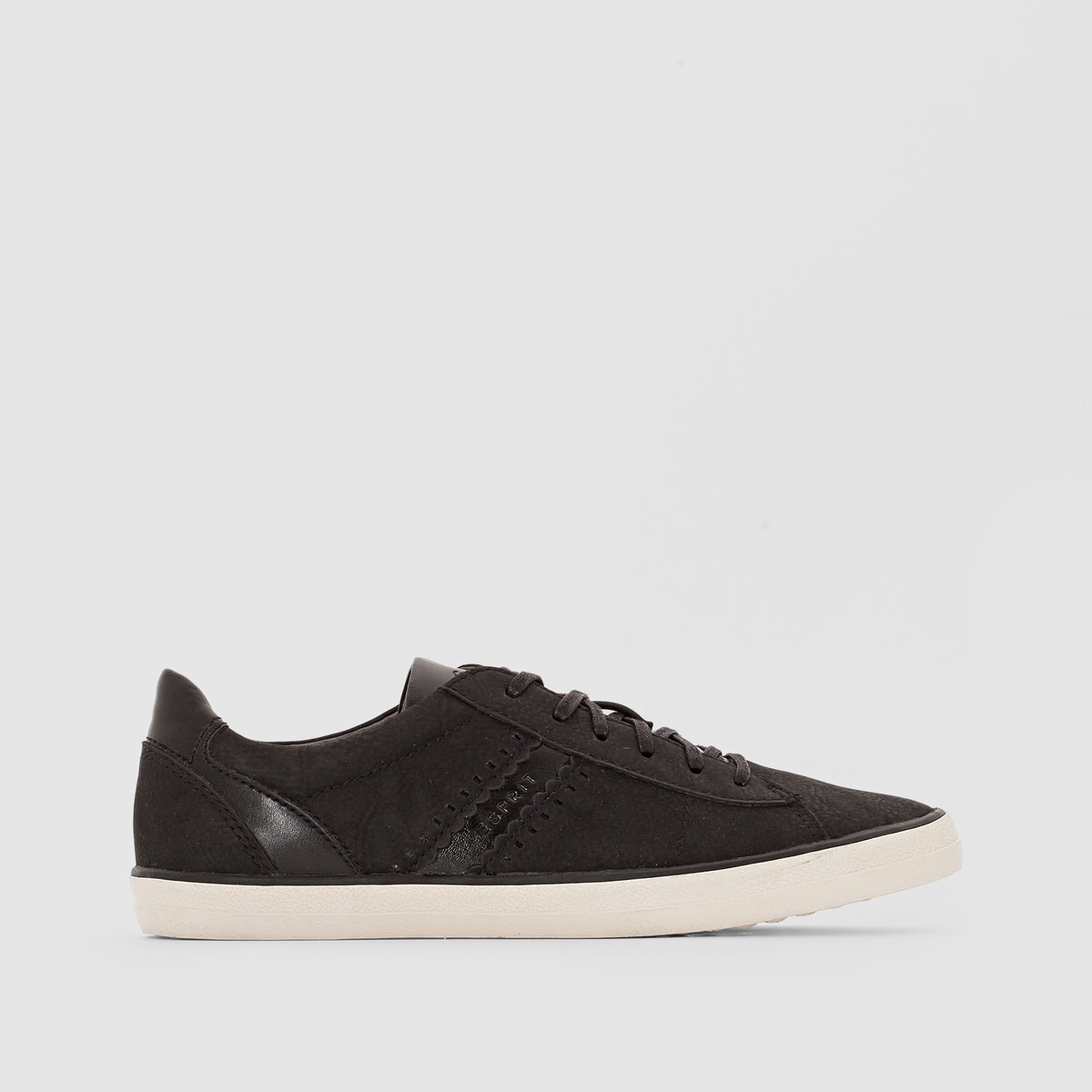 Кеды низкие ESPRIT MIANA LACE UP Кеды низкие ESPRIT MIANA LACE UPИзысканные городские кеды, которые мы ждали. Мягкий верх, блестящая модная отделка в тон, современный женственный и динамичный дизайн. Быстро шнуруются, сочетаются с разными элементами гардероба - отличное решение!<br><br>Цвет: черный<br>Размер: 40
