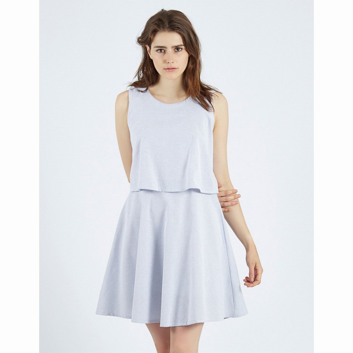 ПлатьеVestido Campbell ПлатьеVestido CampbellСостав и описаниеМатериал : 100% хлопокМарка : Compania FantasticaМодель : Vestido CampbellУходСледуйте рекомендациям по уходу, указанным на этикетке изделия<br><br>Цвет: в полоску голубой/белый<br>Размер: M