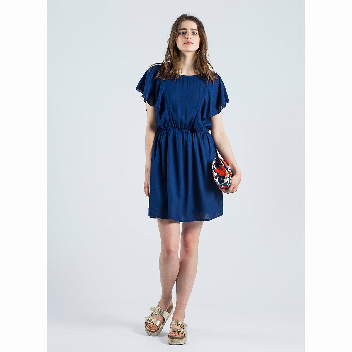 Платье Vestido Azul Платье Vestido AzulСостав и описаниеМатериал : 100% вискозаМарка : Compania FantasticaМодель : Vestido AzulУходСледуйте рекомендациям по уходу, указанным на этикетке изделия<br><br>Цвет: темно-синий