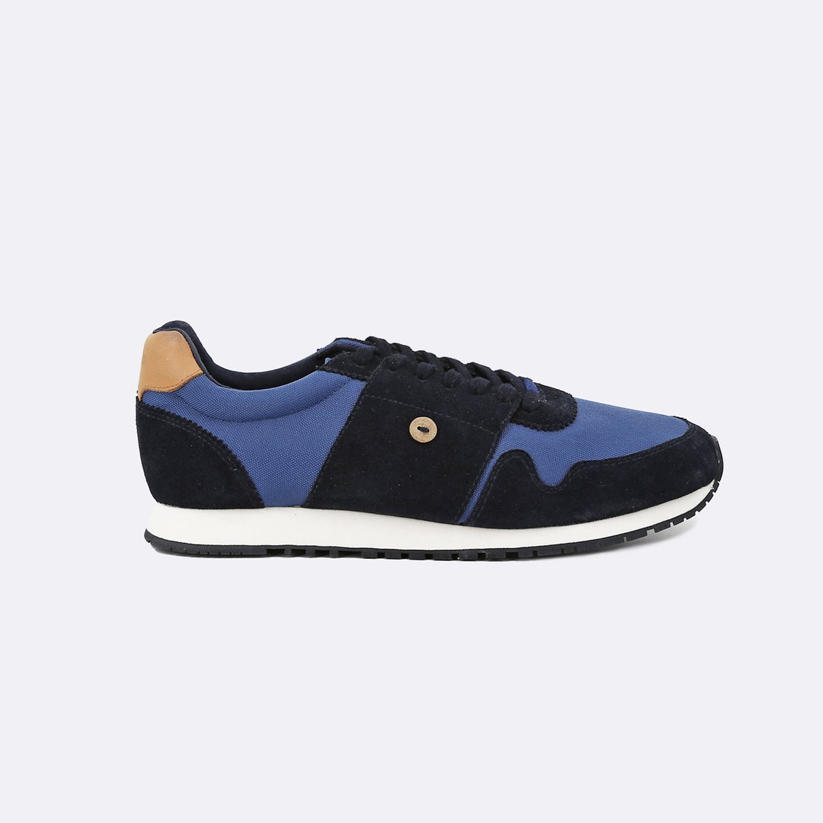 Кеды Olive92 Кеды Olive92Верх : нейлон Подкладка : нейлон Стелька : ЭВА Подошва : ЭВА Застежка : шнуровка<br><br>Цвет: серо-коричневый/темно-синий,темно-синий/ синий<br>Размер: 42