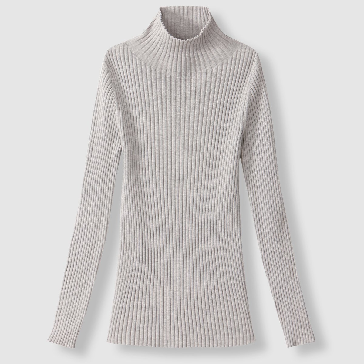 Пуловер в рубчик, BAMBINO RIB KNITS Пуловер в рубчик, BAMBINO RIB KNITSСостав и описаниеМарка : FRENCH CONNECTIONМодель : BAMBINO RIB KNITS Материалы : 40% хлопка, 28% вискозы, 27% нейлона, 5% шерсти<br><br>Цвет: светло-серый,темно-синий<br>Размер: S.M