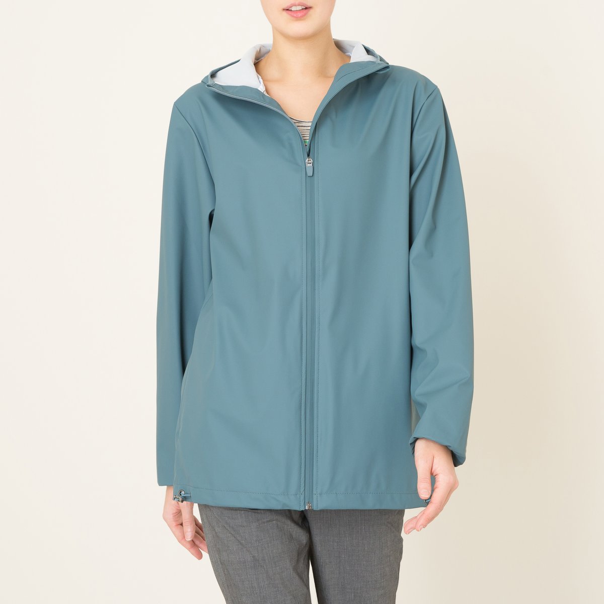 Жакет BASE JACKET BLUE PACIFIC Жакет BASE JACKET BLUE PACIFICСостав и описание Материал : 50% полиуретана, 50% полиэтиленаМарка : RAINS<br><br>Цвет: сине-серый