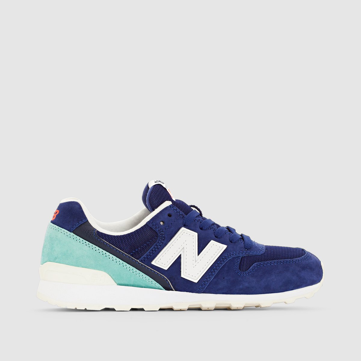 Кеды WR996JH Кеды WR996JHМарка : NEW BALANCEВерх : 70% невыделанной кожи, 20% сетчатой ткани, 10% синтетики Подкладка : текстильСтелька : текстильПодошва : каучук<br><br>Цвет: синий<br>Размер: 41