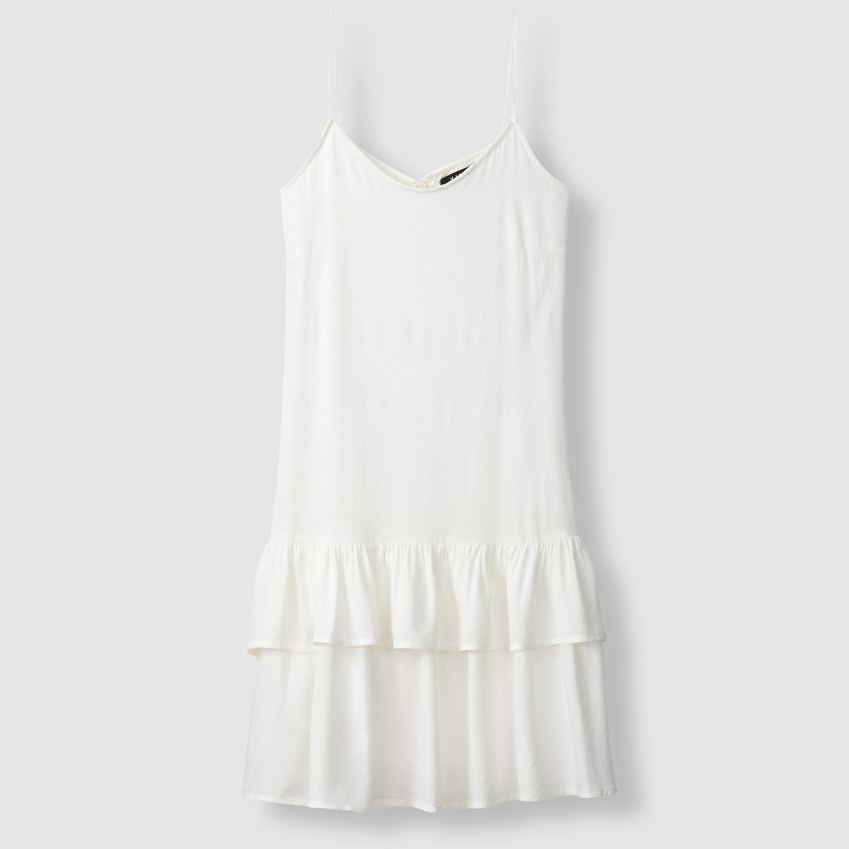 Платье на бретелях, низ с воланами VILA VISIMU STRAP DRESS Платье на бретелях, низ с воланами VILA VISIMU STRAP DRESSСостав и описание : Материал : 100% вискозыМарка : VILA.<br><br>Цвет: белый<br>Размер: S