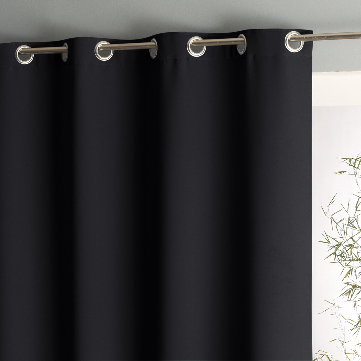 Штора La Redoute, Черный, Затемняющая двусторонняя с люверсами VODA 180 x 140 см черный
Штора La Redoute, Черный, Затемняющая двусторонняя с люверсами VODA 180 x 140 см черный