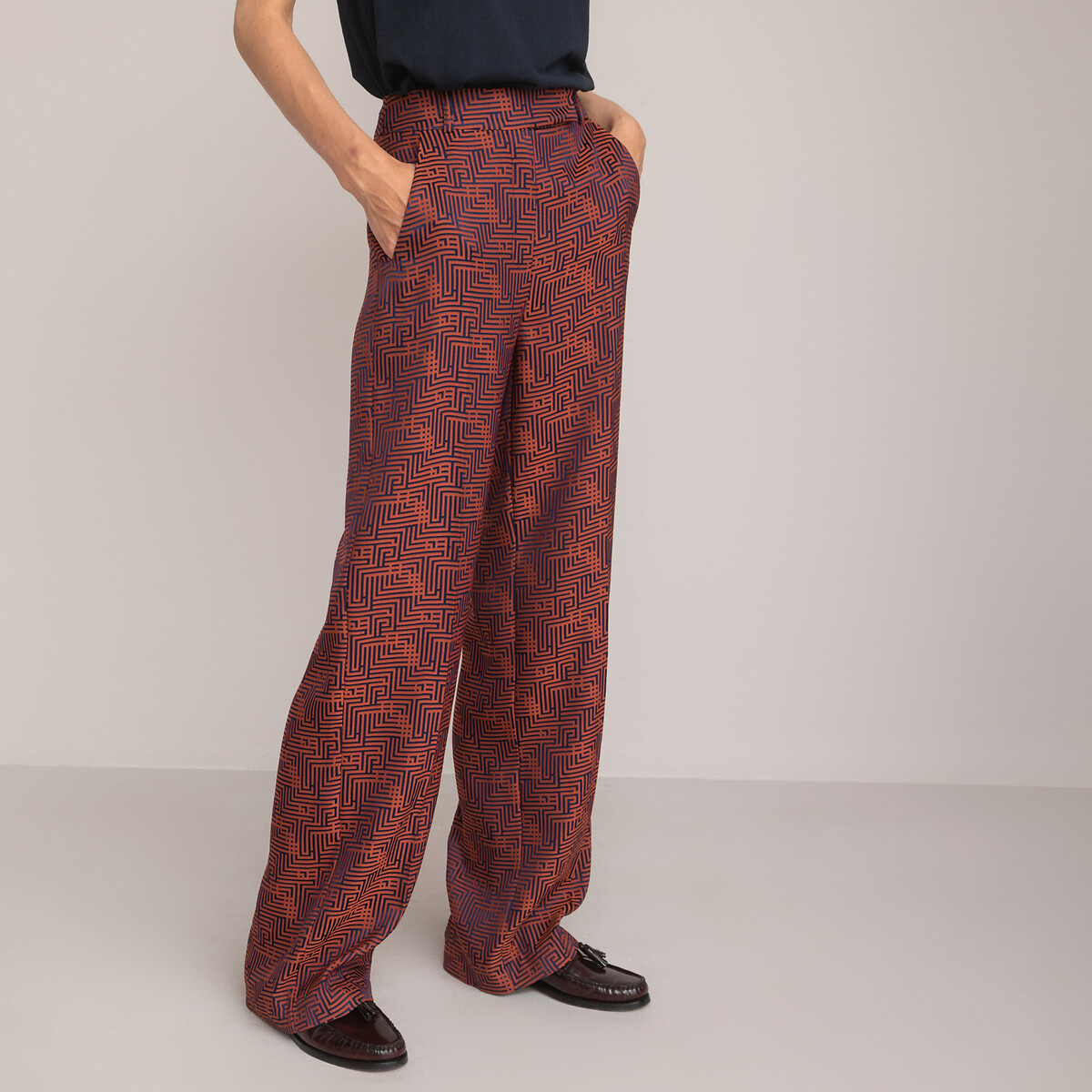Wide Leg Trousers in Graphic Print Jacquard, Length 31.5"