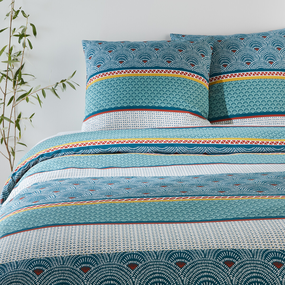 Napo Graphic 100% Cotton Bedding Set with Square Pillowcase