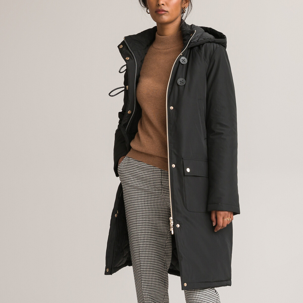Recycled Mid-Length Parka with Hood and Zip Fastening