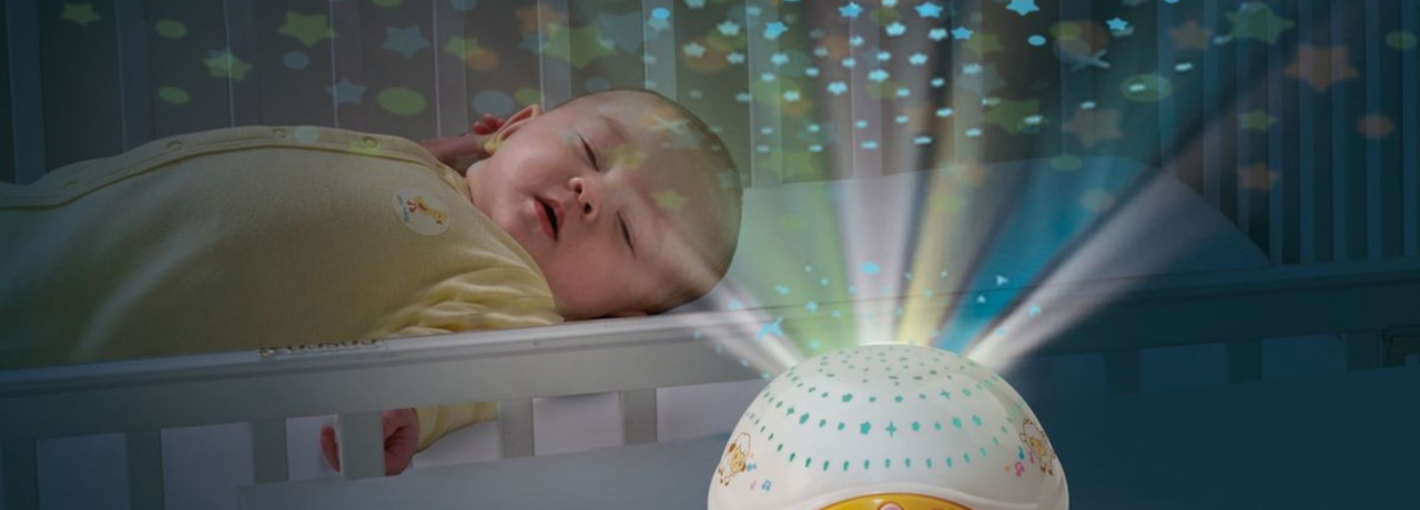 Le mobile bébé : un jouet d’éveil décoratif