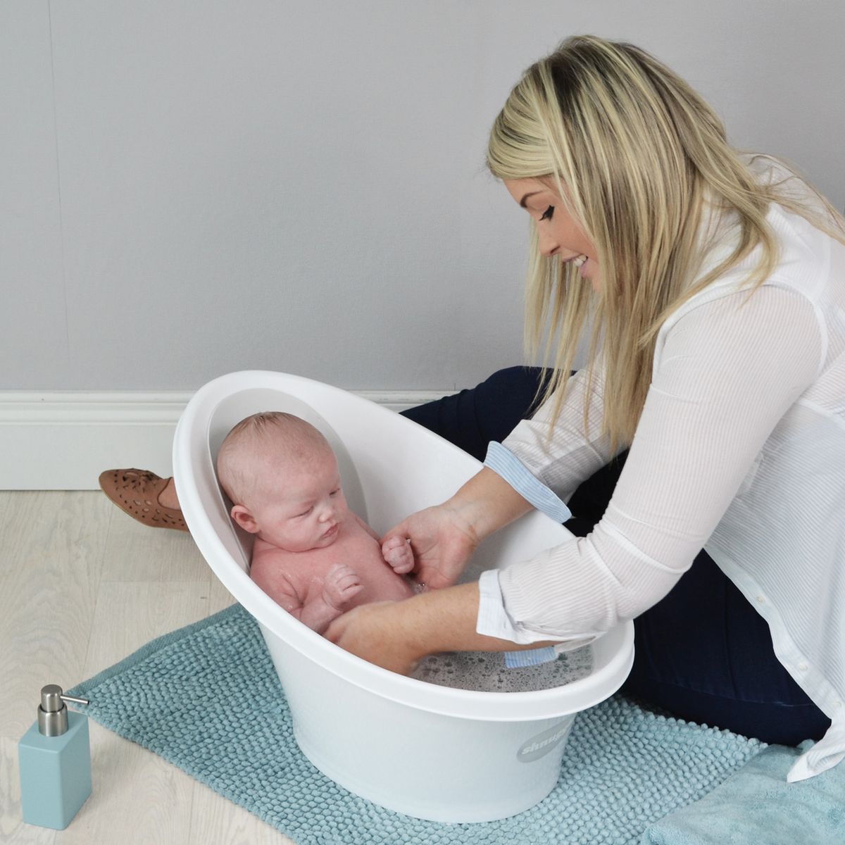 Comment choisir la bonne baignoire bébé?