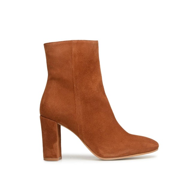 boots-jonak.jpg