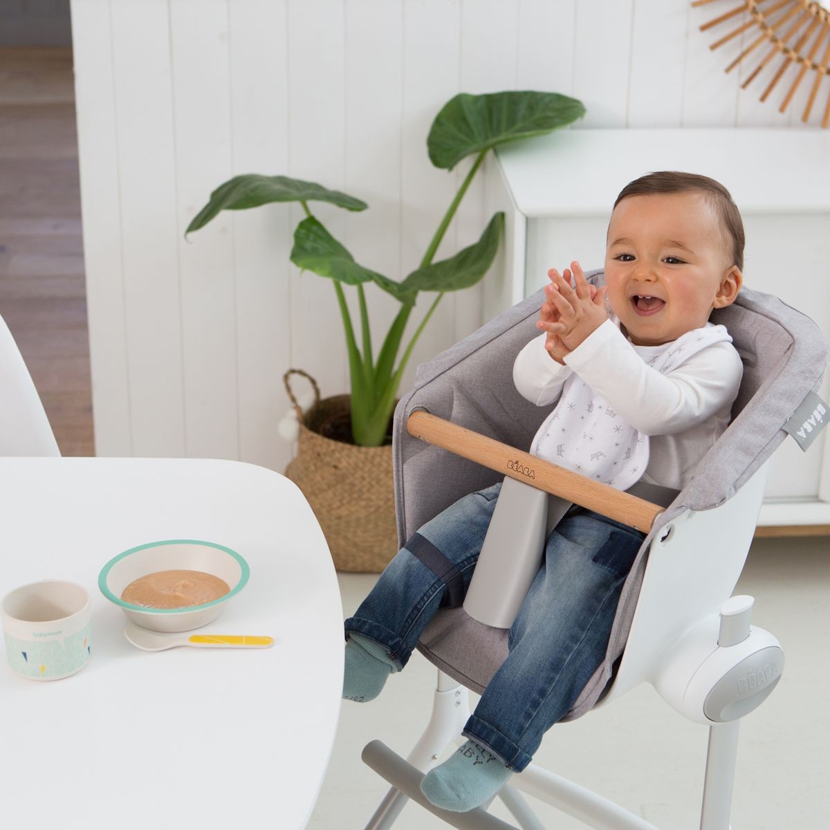 Chaise haute en bois évolutive : comment la choisir ? - Blog bébé