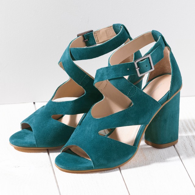 weddingguestshoes.jpg