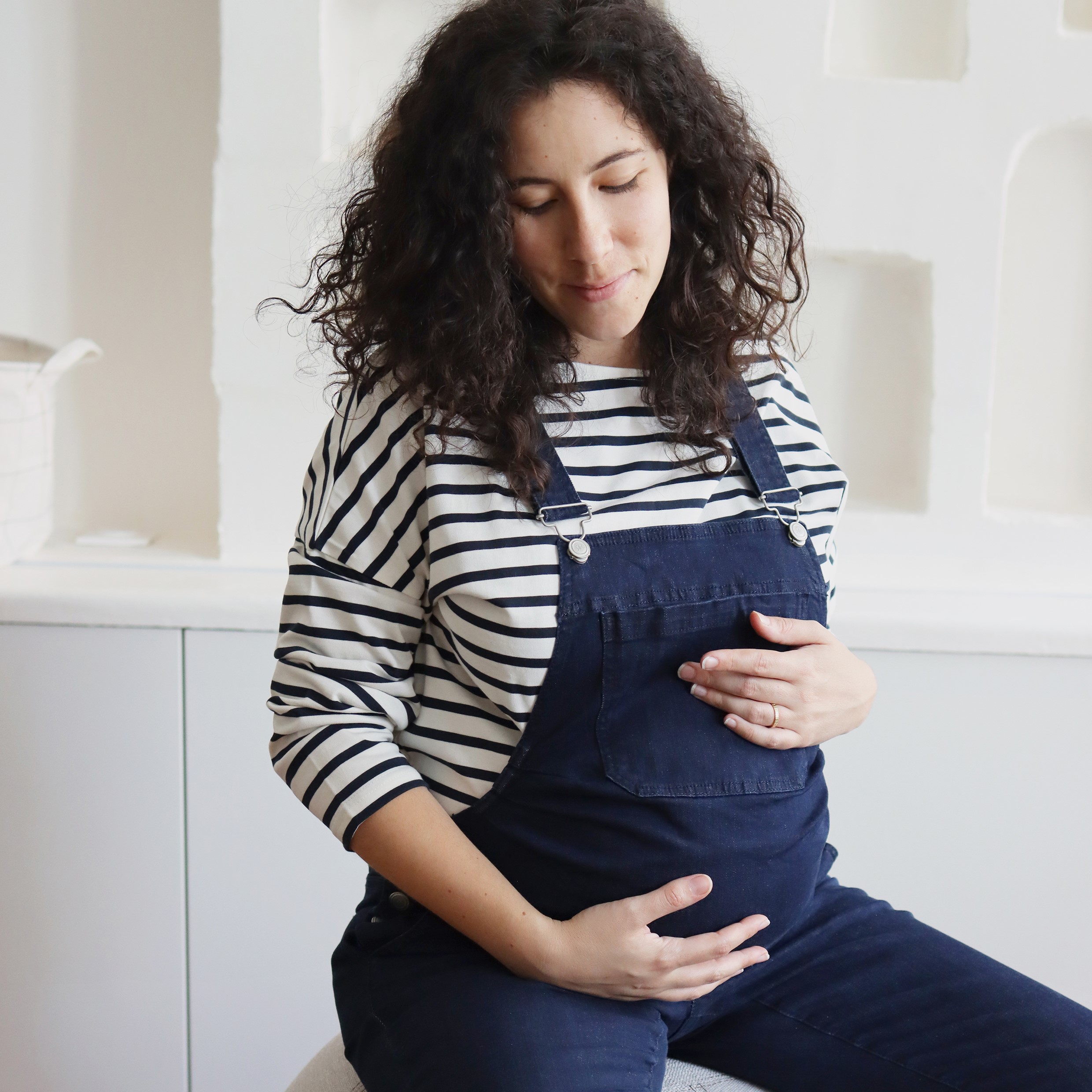 Vêtement de grossesse : guide de mode pour futurs mamans