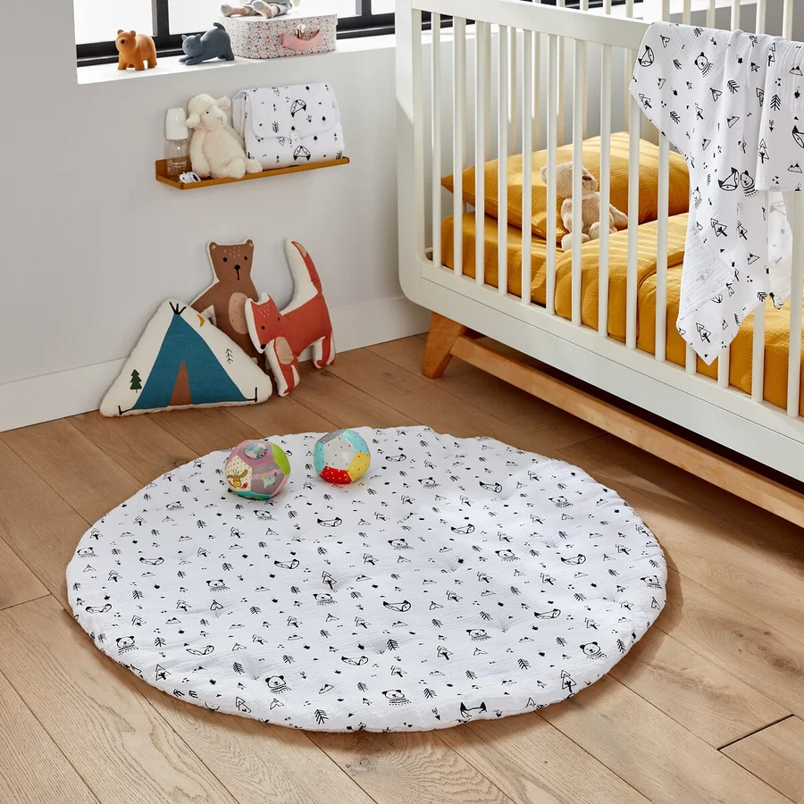 Choisir la taille et l'emplacement d'un tapis enfant dans une