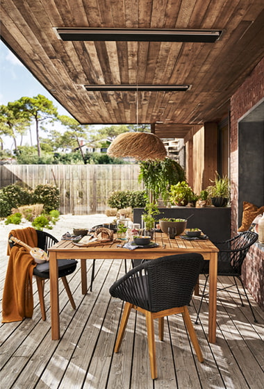 table chaises mixtes.jpg