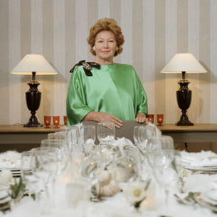 Cours-de-savoir-vivre-avec-Nadine-de-Rothschild.jpg