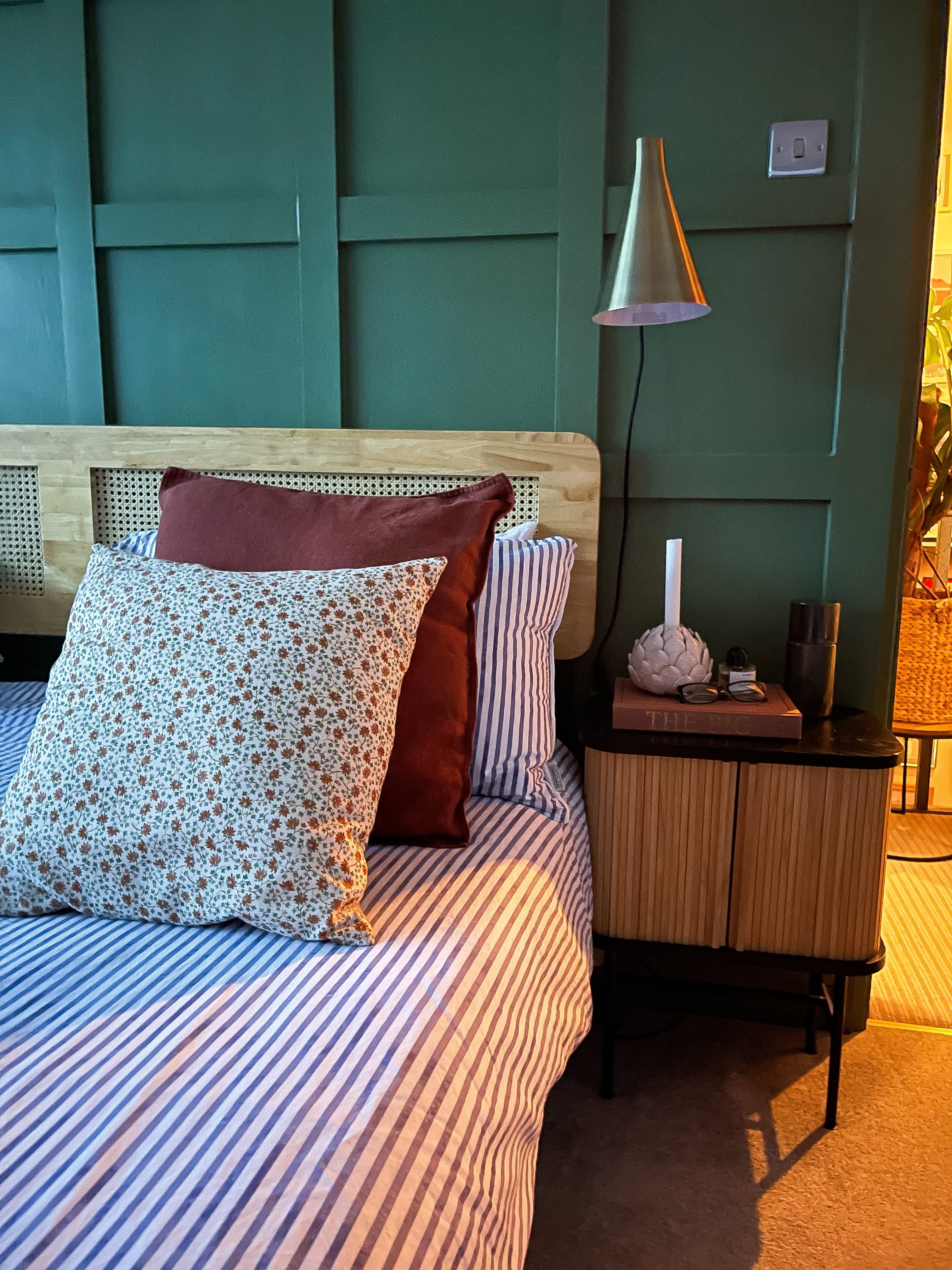 Mo Hussen’sbedroom showing La Redoute striped duvet