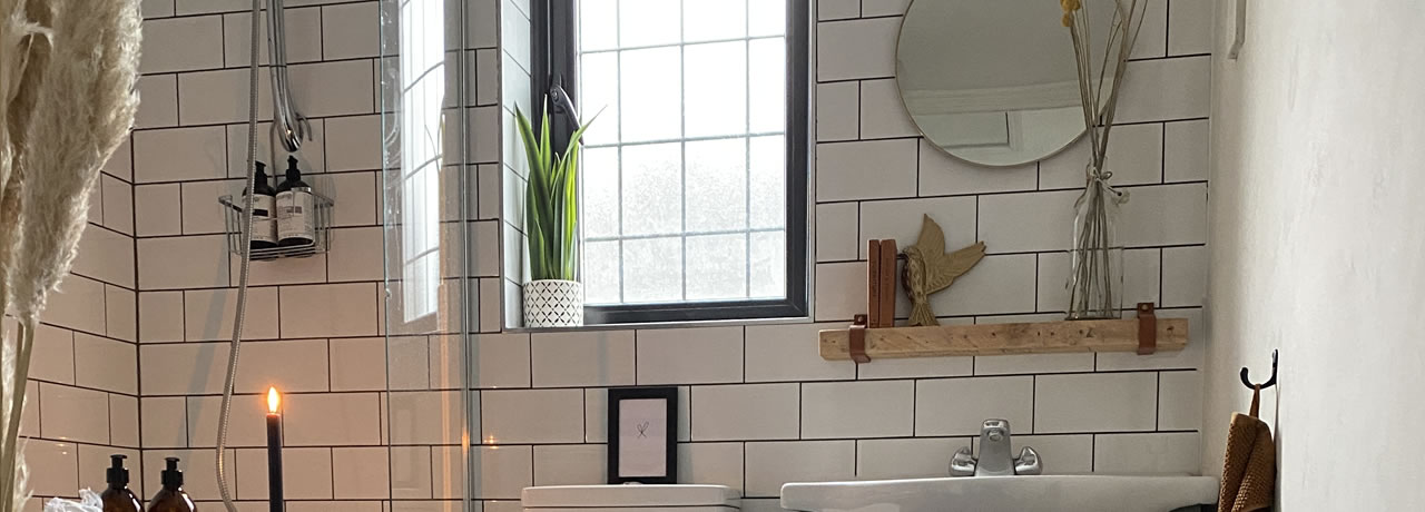 How to add a touch of Luxe and Glamour trend by @nest_twenty_eight