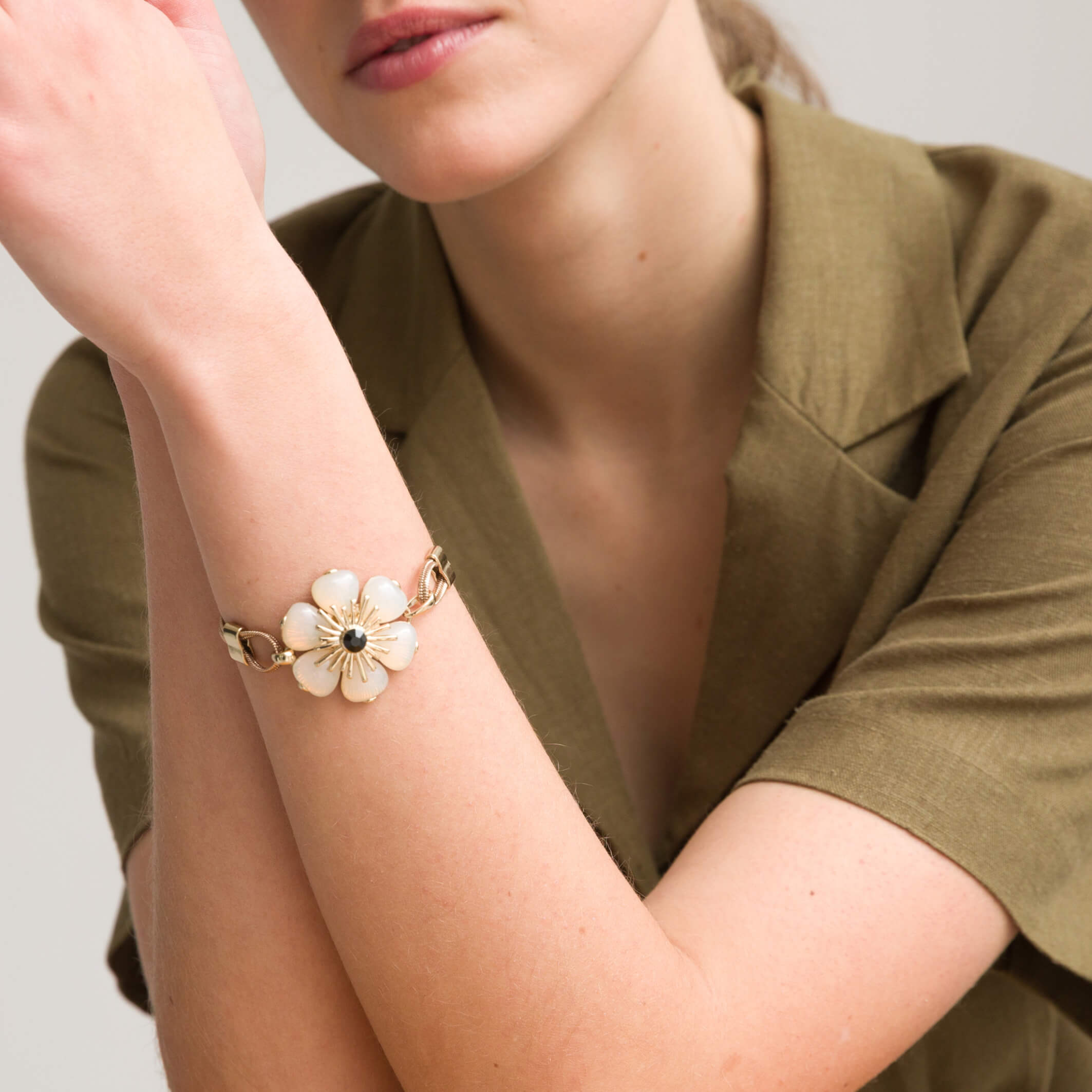 la-redoute-flower-bracelet (1).jpg