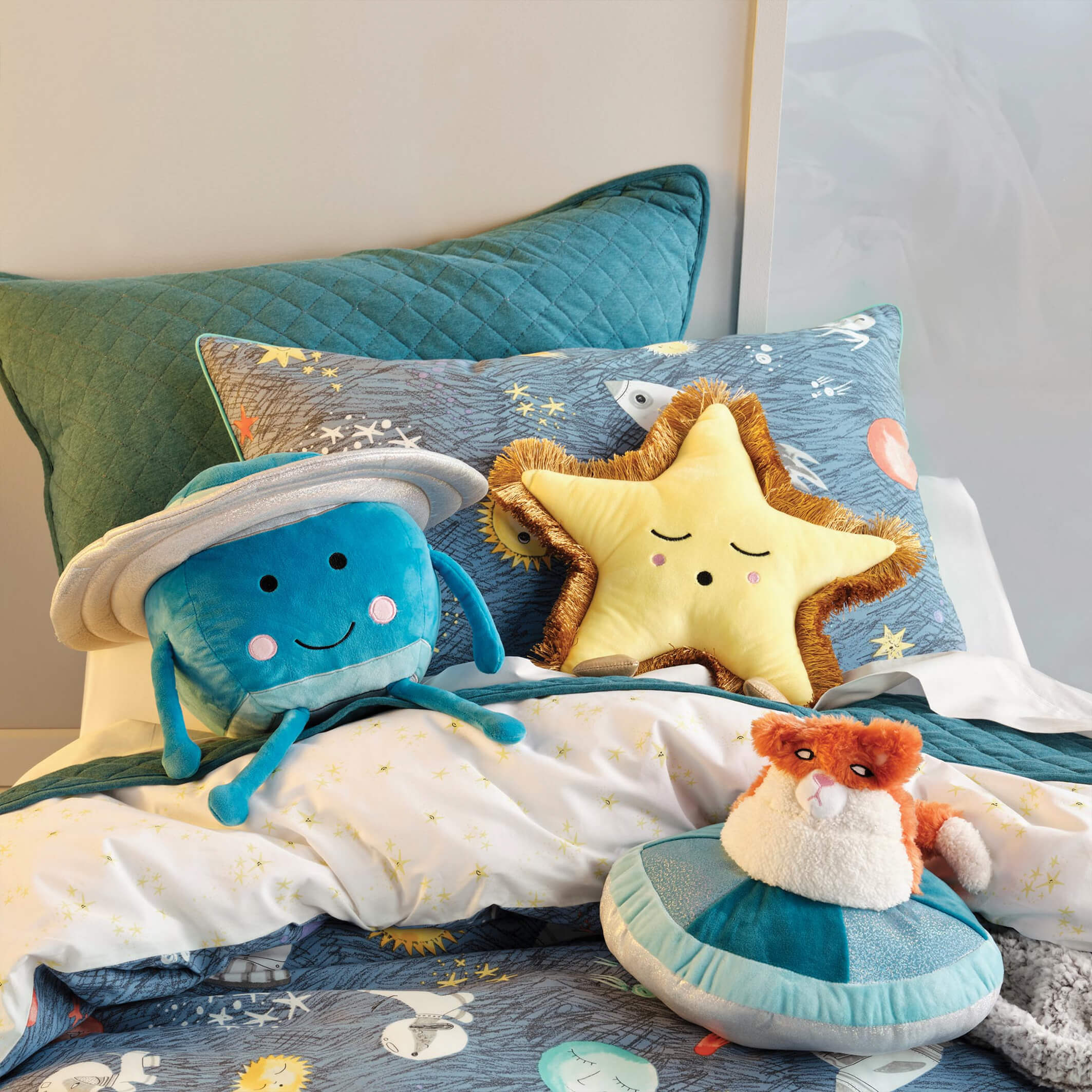 outer-space-bedding-la-redoute.jpg