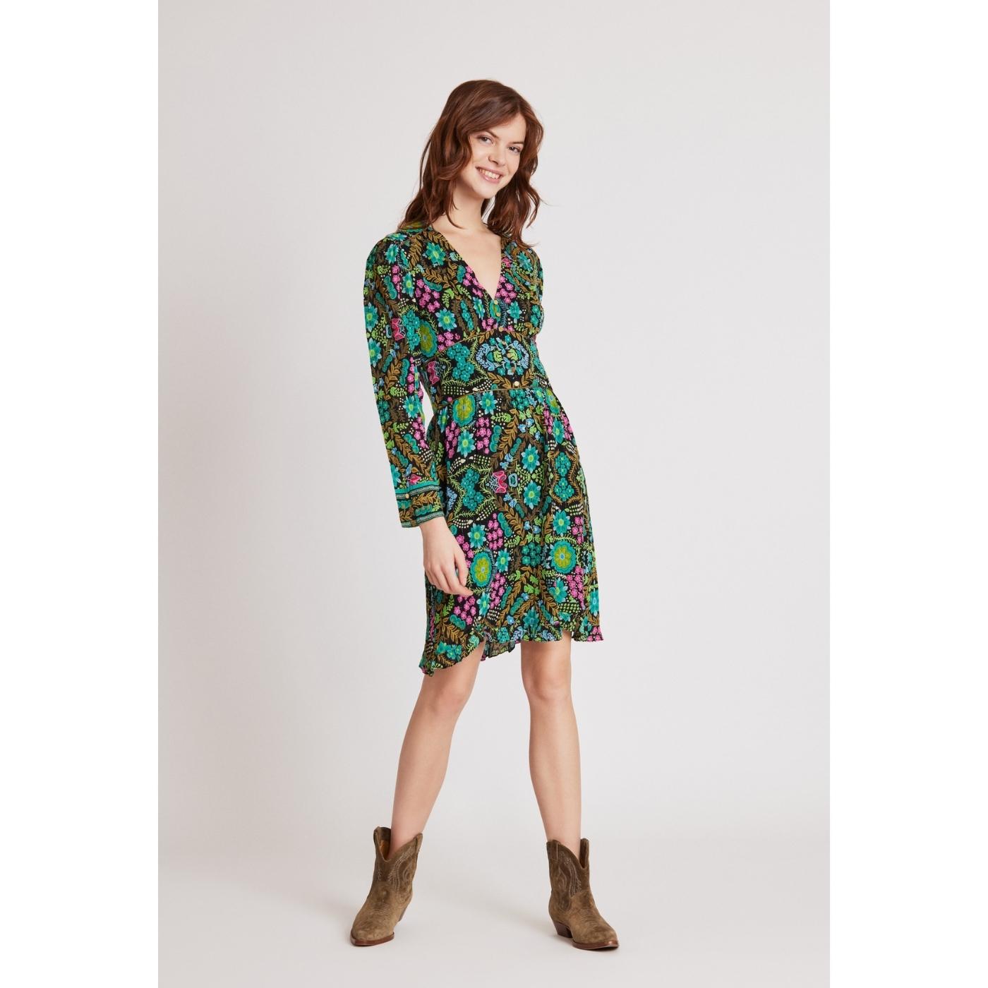 woman-wearing-printed-dress-with-ankle-cowboy-boots.jpg