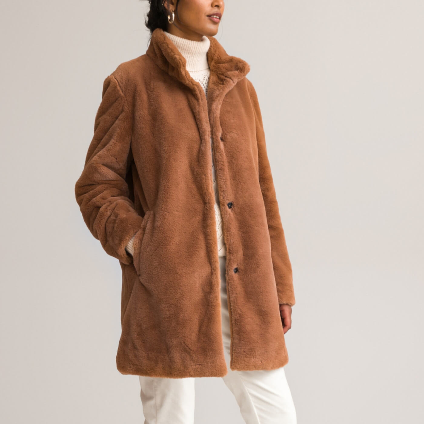 buttoned-coat-faux-fur.jpg