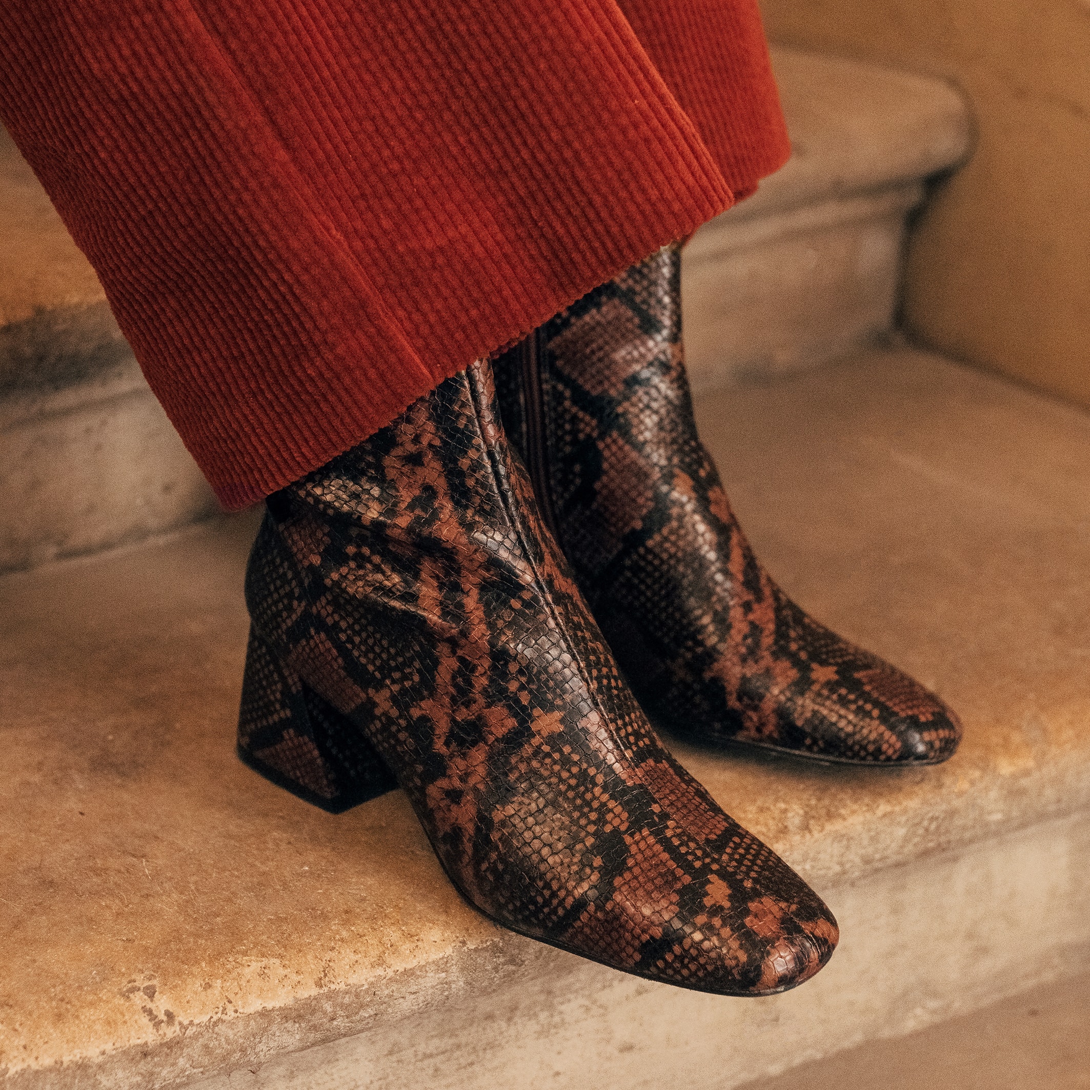 BOOTS_GID515-min.jpg