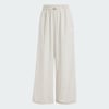 Beige / White