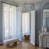 Blanc Pur Et Bourdon Noir