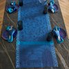 Chemin de table bleu