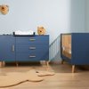 Chambre bébé table à langer