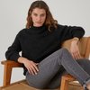 Gros pull noir col roulé femme
