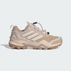 Warm Sandstone / Wonder Quartz / Putty Mauve