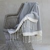 Gris Moyen / Écru