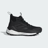 Core Black / Core Black / Cloud White