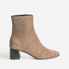 Taupe