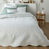 Dessus de lit en boutis blanc