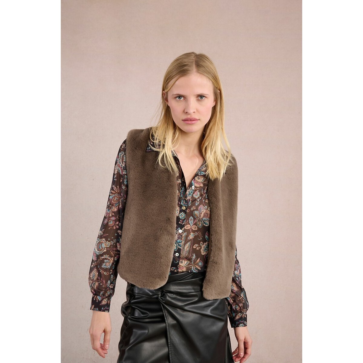 Molly Bracken Sleeveless Cardigan In Fluffy Fabric Women's Khaki Extra Small