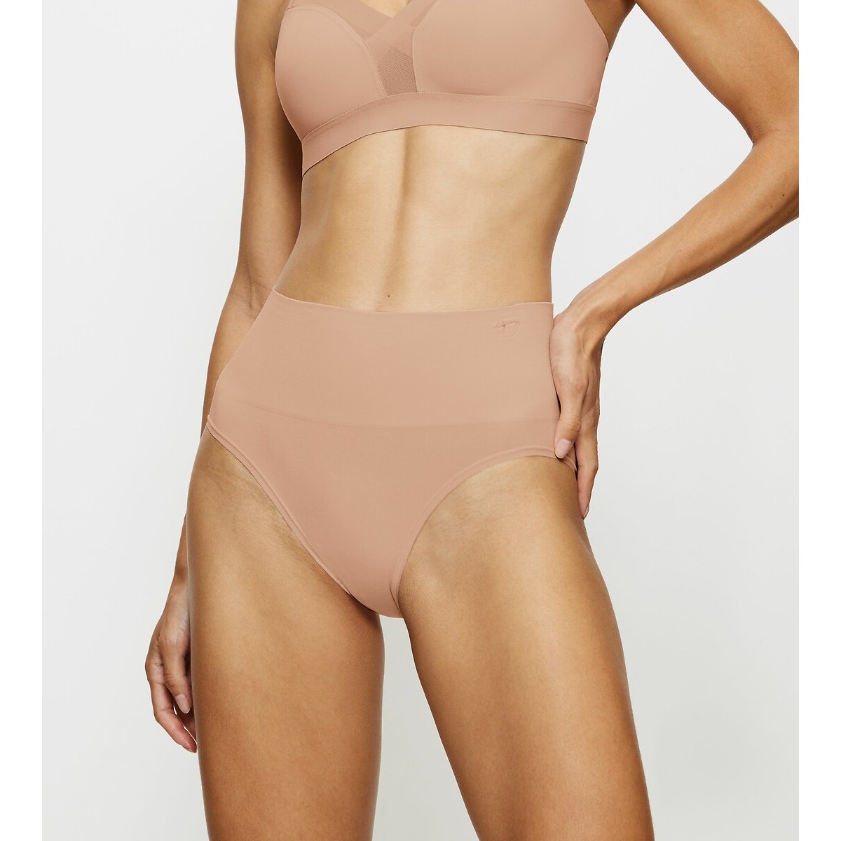 Triumph Women's Beige Soft Sculpt Maxi Knickers Size 20