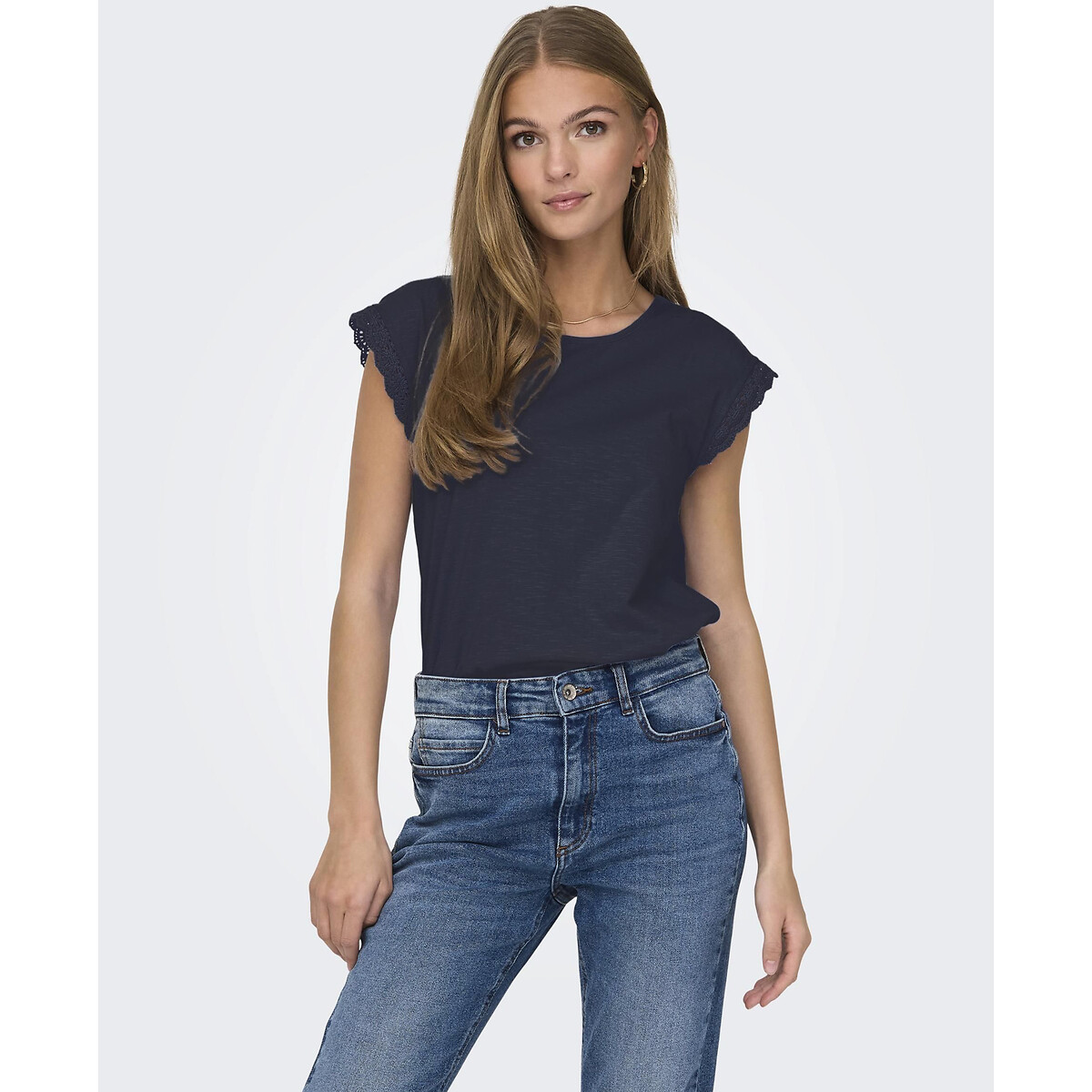 Jdy T-shirt Met Ronde Hals, Mouwen In Kant