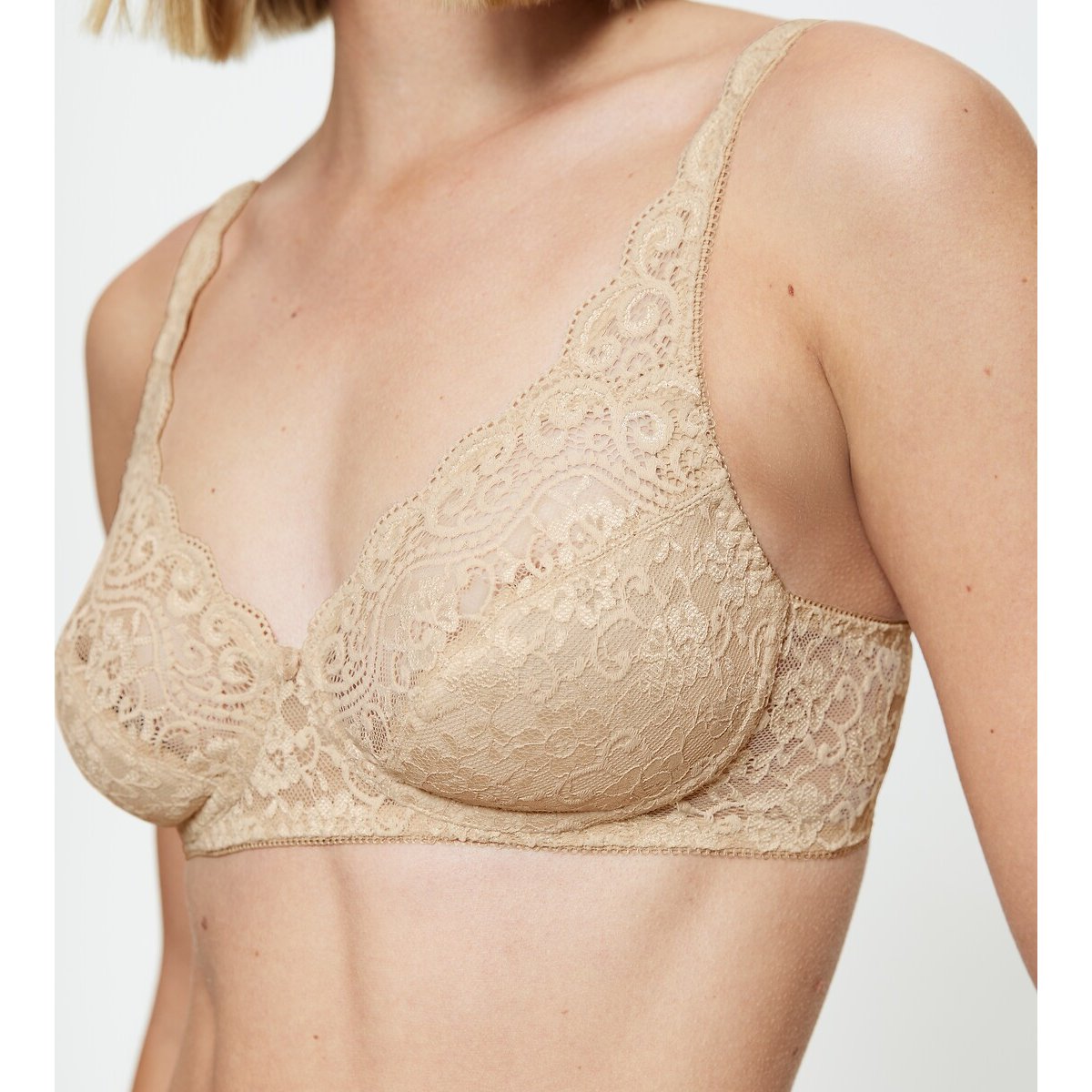 Triumph Women's Skintone Amourette Non-Underwired Bra 38D