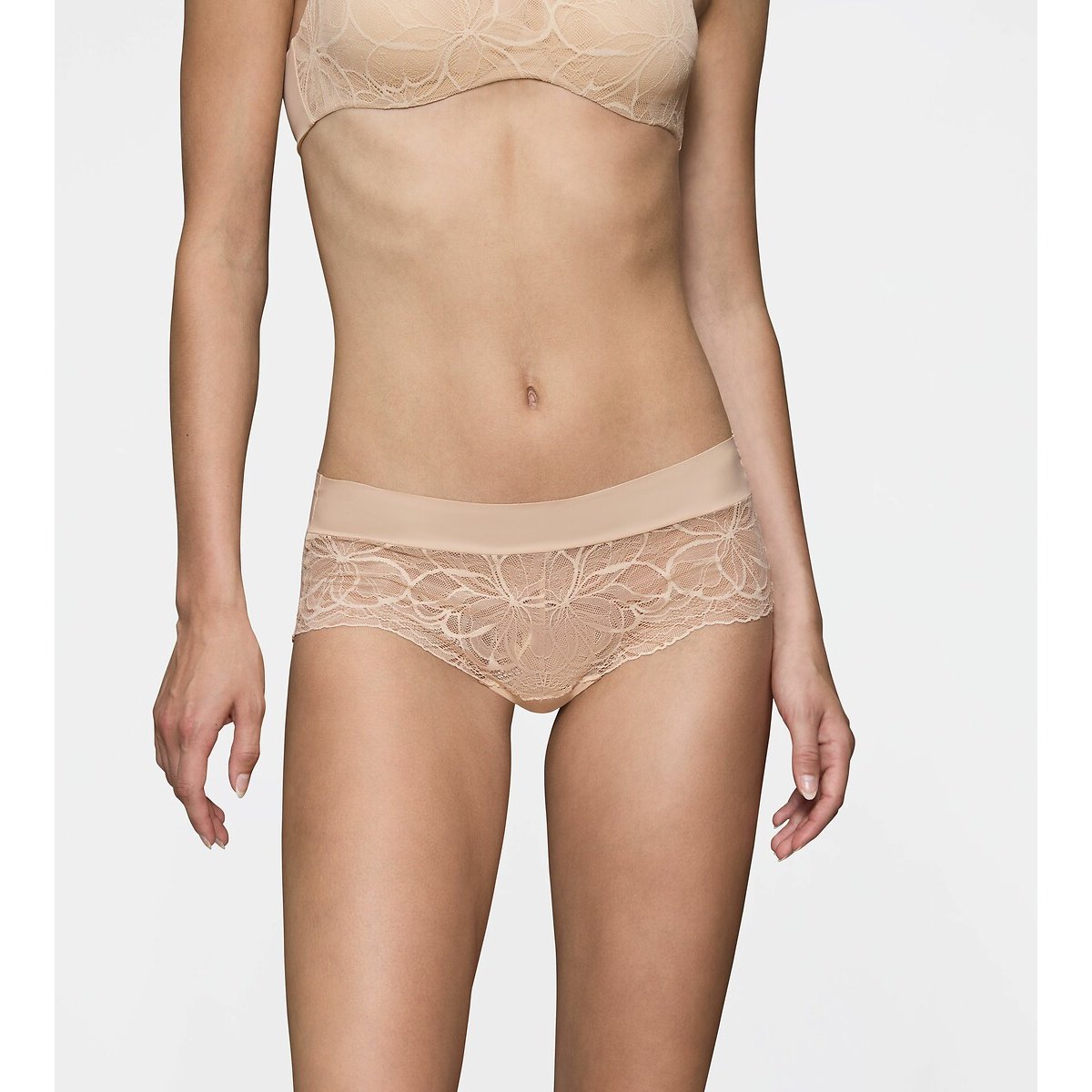 Triumph Body Make-Up Illusion Lace Shorts Women's Nude Size 18