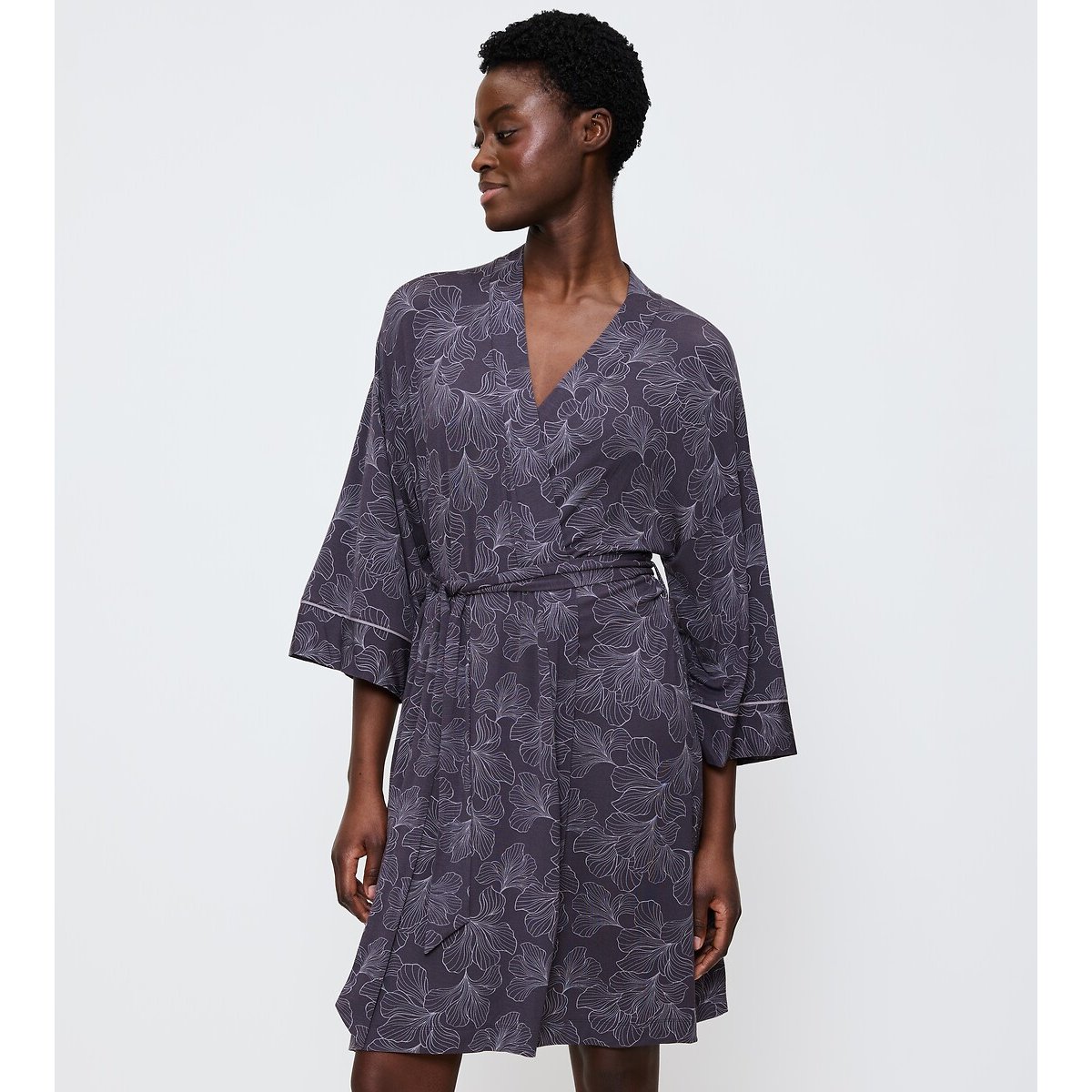 Triumph Ochtendjas Aura Spotlight Robe 01