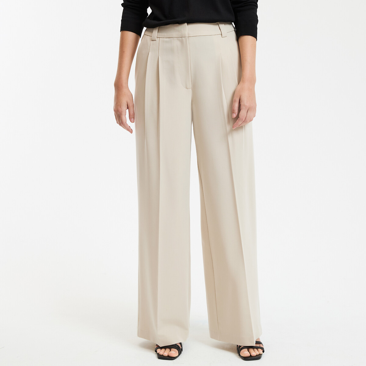 Pantaloni larghi con pinces