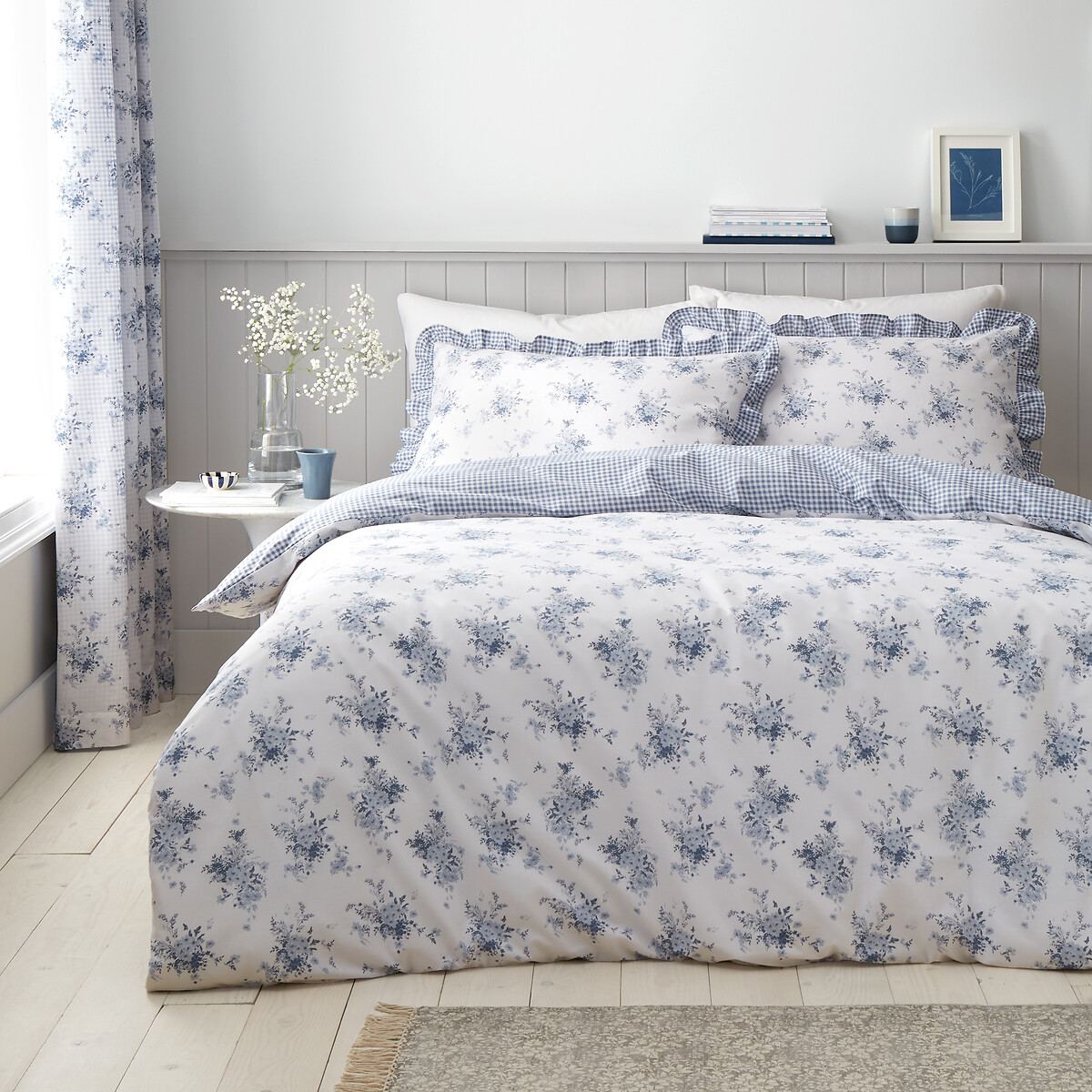 Catherine Lansfield Blue Lucie Floral Frill Reversible Duvet Cover Set Single (135X200cm)