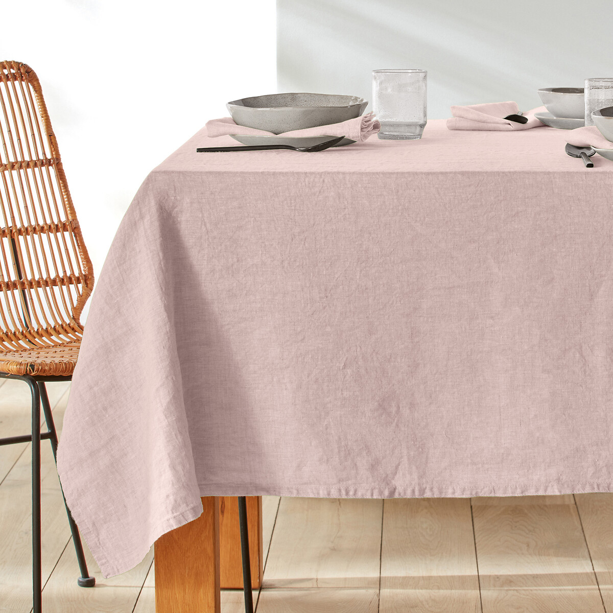 Victorine Best Quality Linen Tablecloth